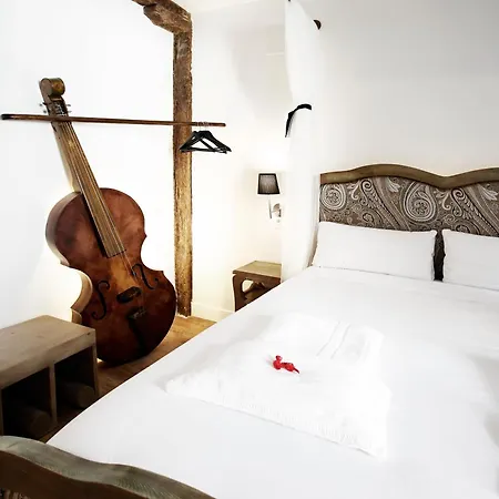 Basque Boutique By Gaiarooms Pensión
