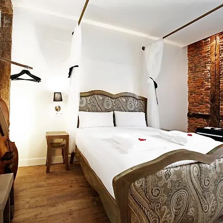 Basque Boutique By Gaiarooms Pensión 2*