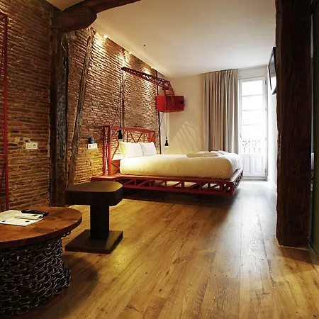 Basque Boutique 2*